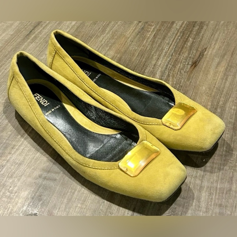 Fendi Yellow Mustard Suede Ballet Flats w/Buckle Detail Size EU 38.5 US 8 - 8.5